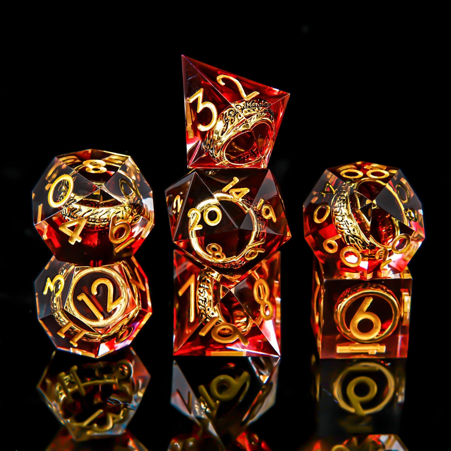 Ringbearer’s Fate • 7-Piece Liquid Core Dice Set