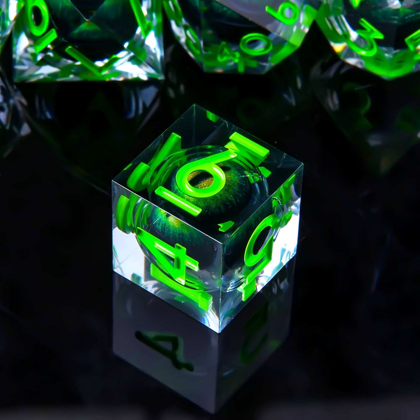 Emerald Glare • 7-Piece Liquid Core Dice Set