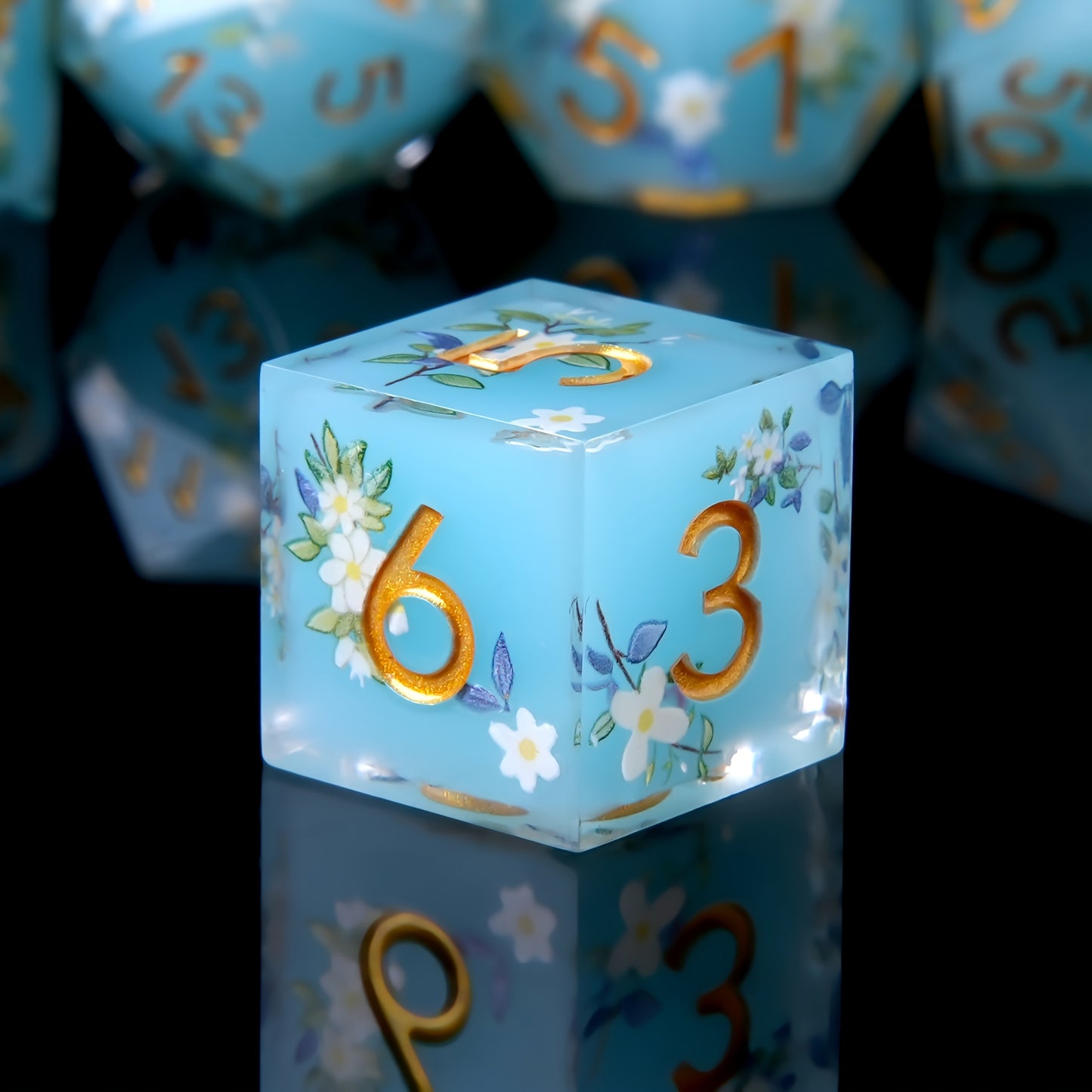 Skyflower • 7-Piece Resin Dice Set