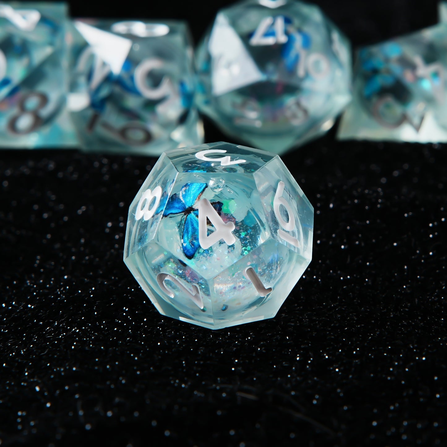 Skyborn Dream • 7-Piece Liquid Core Dice Set